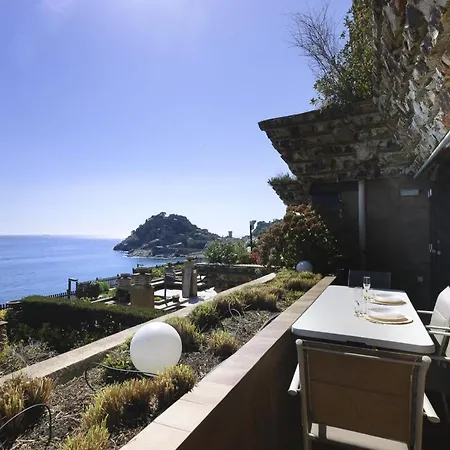 Lets Holidays Modern Sea Views Apartment *