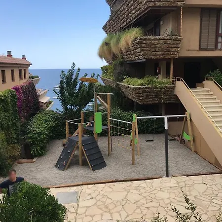 Apartment Lets Holidays Modern Sea Views